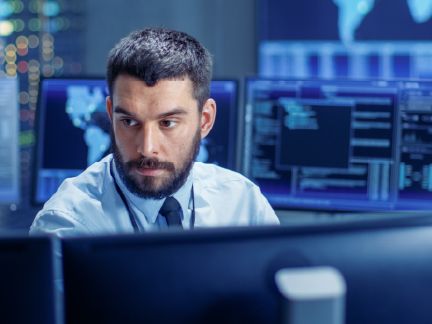 Optimization and visualization across the value chain in process industries